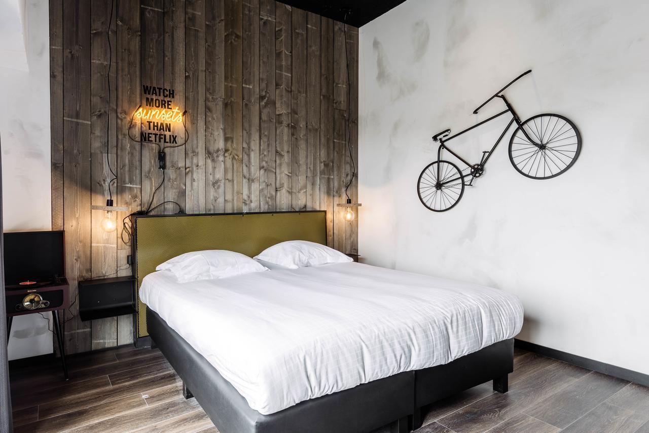 Hotel Upstairs 3*