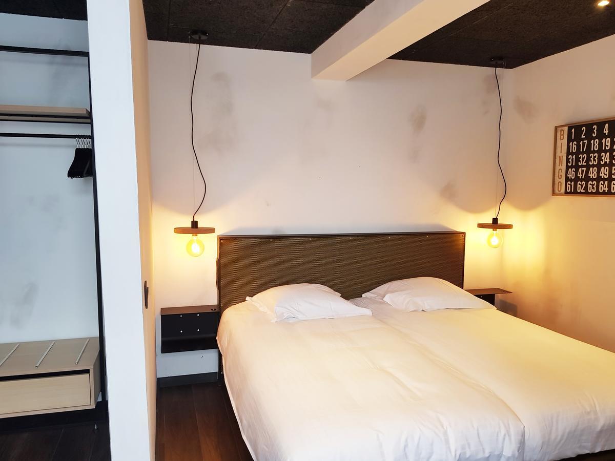 Upstairs 3* Ostende